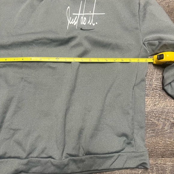 Nike Heather Gray Crewneck - Picture 9 of 9